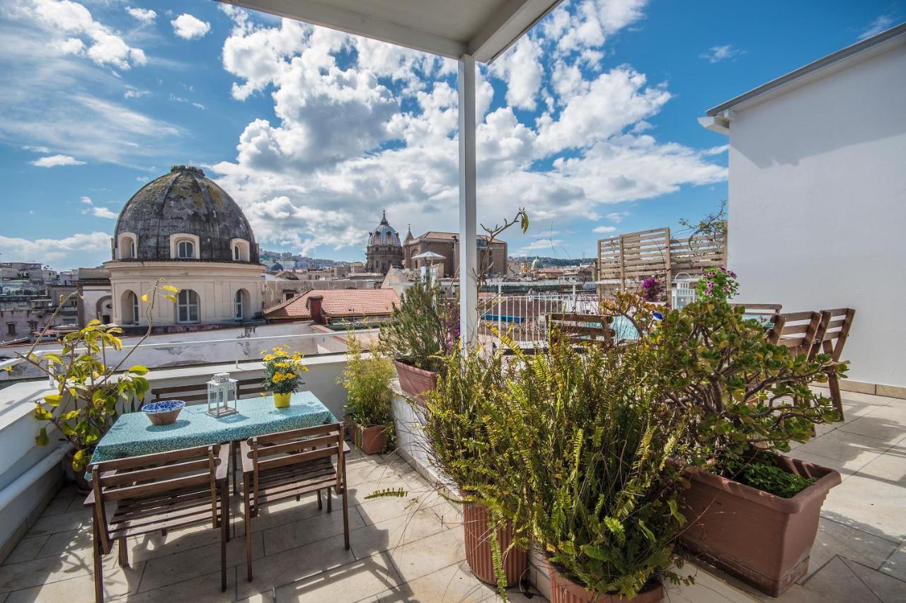 Ferienwohnung Relais Old Naples From A Terrace Exterior foto